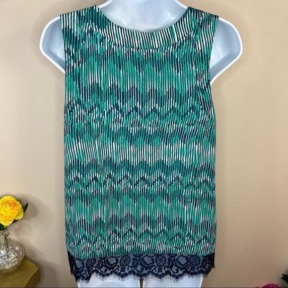 M Petite A.n.a Blue & Green Striped Boho Lace Accent Sleeveless Blouse Medium - Picture 6 of 9